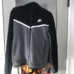 NIKE テックフリース 黒グレーのサムネイル
