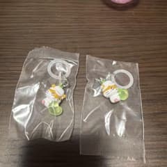 ハローキティめじるしアクセサリー2個セットのサムネイル