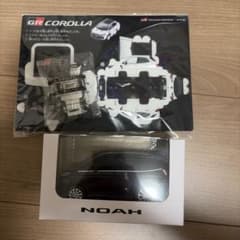 トヨタ NOAH ミニカー ＆ GR COROLLA ペーパークラフトのサムネイル