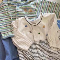 お得なfamiliarロンパース２枚セットのサムネイル