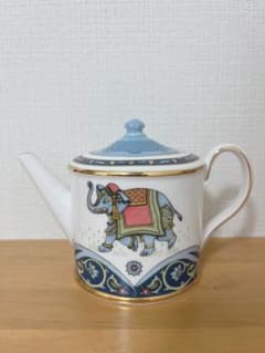 未使用品 wedgwood ブルーエレファント　ティーポットのサムネイル