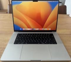 Apple MacBook Pro 16インチ M2のサムネイル