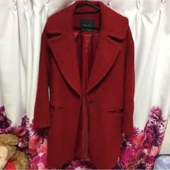 ZARAベーシック真っ赤なコートのサムネイル