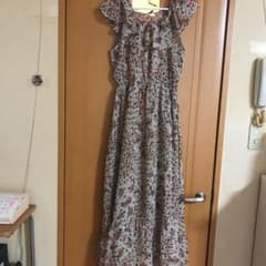 ロングワンピース マキシワンピースのサムネイル
