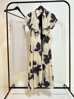 sov. ソブ オリジナルリボン柄プリントサテンワンピース ロング