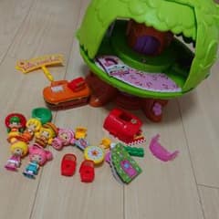 こえだちゃん 木のおうちのサムネイル