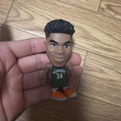 NBA ANTETOKOUNMPO MILWAUKEE 34 フィギュアのサムネイル