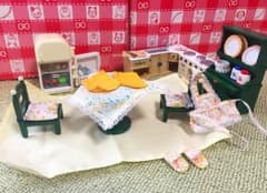 シルバニアファミリー⋆*すてきなダイニングのサムネイル