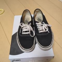 VANS AUTHENTICのサムネイル