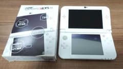 New Nintendo 3DS LL 화이트 본체 충전기 소프트 10 개 포함