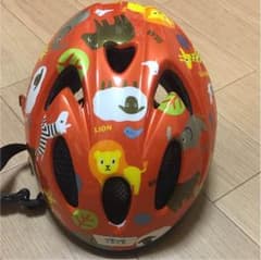 値下げしました。子供用 自転車 ヘルメットのサムネイル