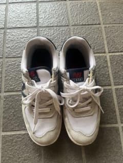 New Balance 574 ホワイト/ネイビー スニーカーのサムネイル