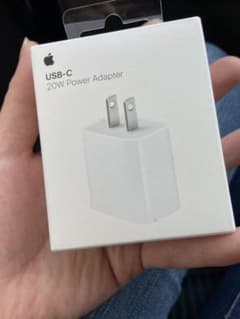 Apple 20W USB-C電源アダプタ MHJA3AM/Aのサムネイル