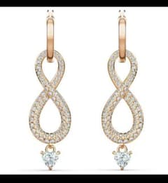 田中みな実さん着用 Swarovski Infinity Pierced - メルカリ
