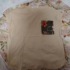 arap mimpi ベージュ 半袖Tシャツのサムネイル