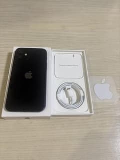 iPhone 12 ブラック 128GB SIMフリー 箱・ケーブル付き⁠のサムネイル