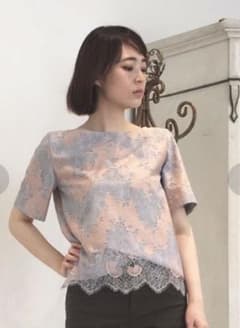 美品 配色フラワーレース ブラウス チュニックのサムネイル