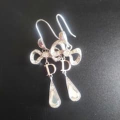Christian Dior◆クリスチャンディオール◆リボン ピアスのサムネイル
