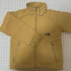 THE NORTH FACE ベージュジャケットのサムネイル