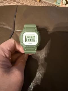 CASIO G-SHOCK グリーン腕時計 美品のサムネイル
