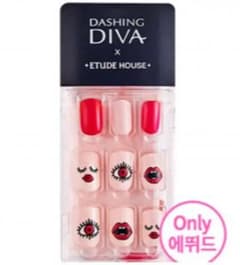 エチュードハウス＊ネイルチップ 新品！！のサムネイル
