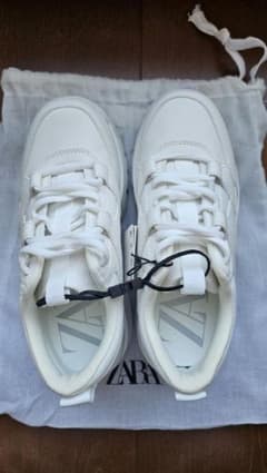 ZARA　厚底スニーカーのサムネイル