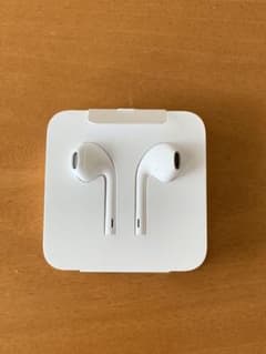 iPhone 純正イヤホンのサムネイル