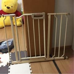 ベビー用転落防止柵のサムネイル