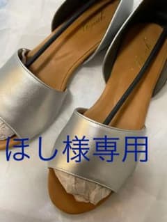 ttyrich　シンプル　サンダルパンプス　24㎝ シルバーのサムネイル