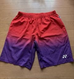 YONEX ハーフパンツ Lサイズ 赤紫のサムネイル