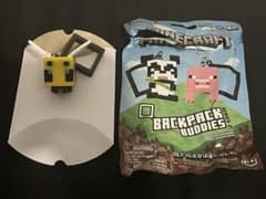 Minecraft Backpack Buddies Series 2 Beeのサムネイル