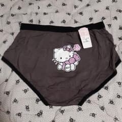 キティちゃんショーツ　新品未使用　タグ付きのサムネイル