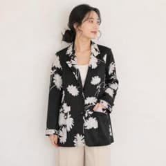 LEONARD FASHION 綿100％ テーラードジャケット 38 花柄 白 LEONARD FASHION 花柄 テーラードジャケット L 黒 白 - メルカリ