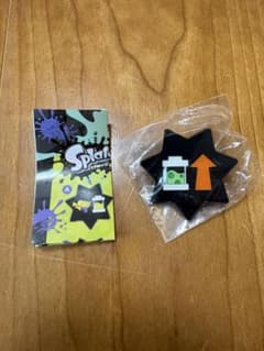Nintendo Store Gachapon Splatoon Pin Badge