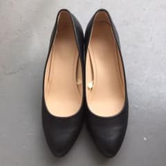 ユニクロ パンプス 黒のサムネイル