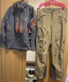 ホグロフスROC JACKET (Gore-Tex® )+PANT期間限定値下‼️のサムネイル