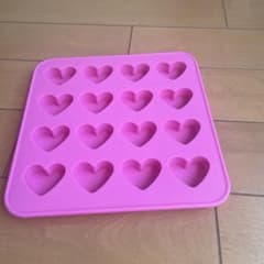 シリコントレー　ピンクハートのサムネイル