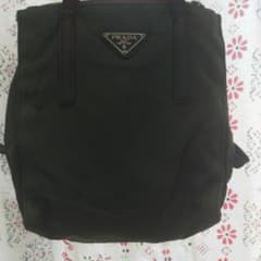 プラダの小さめ手持ちバックのサムネイル