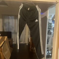 新品　adidas 上下ジャージのサムネイル