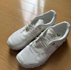 on スニーカー　24.5cmのサムネイル