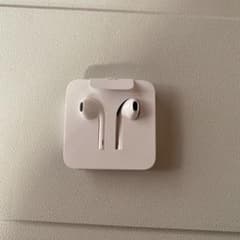 iPhone 純正イヤホンのサムネイル