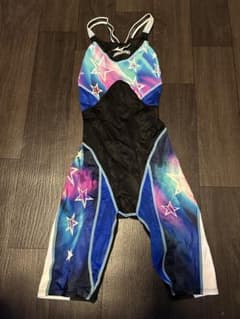あおば様 ミズノ 競泳水着のサムネイル