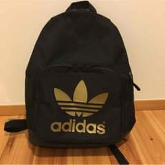 アディダス リュック ブラック×ゴールドのサムネイル