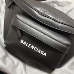 BALENCIAGA ショルダーバッグ　ブラックのサムネイル