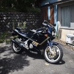YAMAHA FZR250 2KR 規制前45馬力 実働のサムネイル