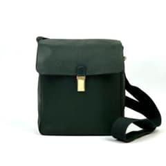 【美品】ルイヴィトン　M30824　ヤランガ　LV　タイガ　ショルダーバッグ　緑 美品】ルイヴィトン M30824 ヤランガ LV タイガ ショルダーバッグ 緑