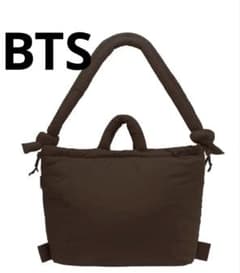 BTS V 新品未使用】OLEND Ona Soft Bag チョコレート - メルカリ