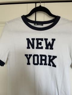 ZARA Tシャツのサムネイル