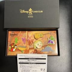 非売品 Disney ピンバッジ ラプンツェル パスカル - メルカリ