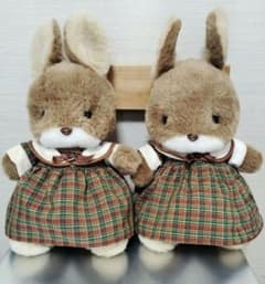 希少！！ 昭和レトロ・サンアロー　うさぎぬいぐるみ2体 希少！！ 昭和レトロ・サンアロー うさぎぬいぐるみ2体 - メルカリ